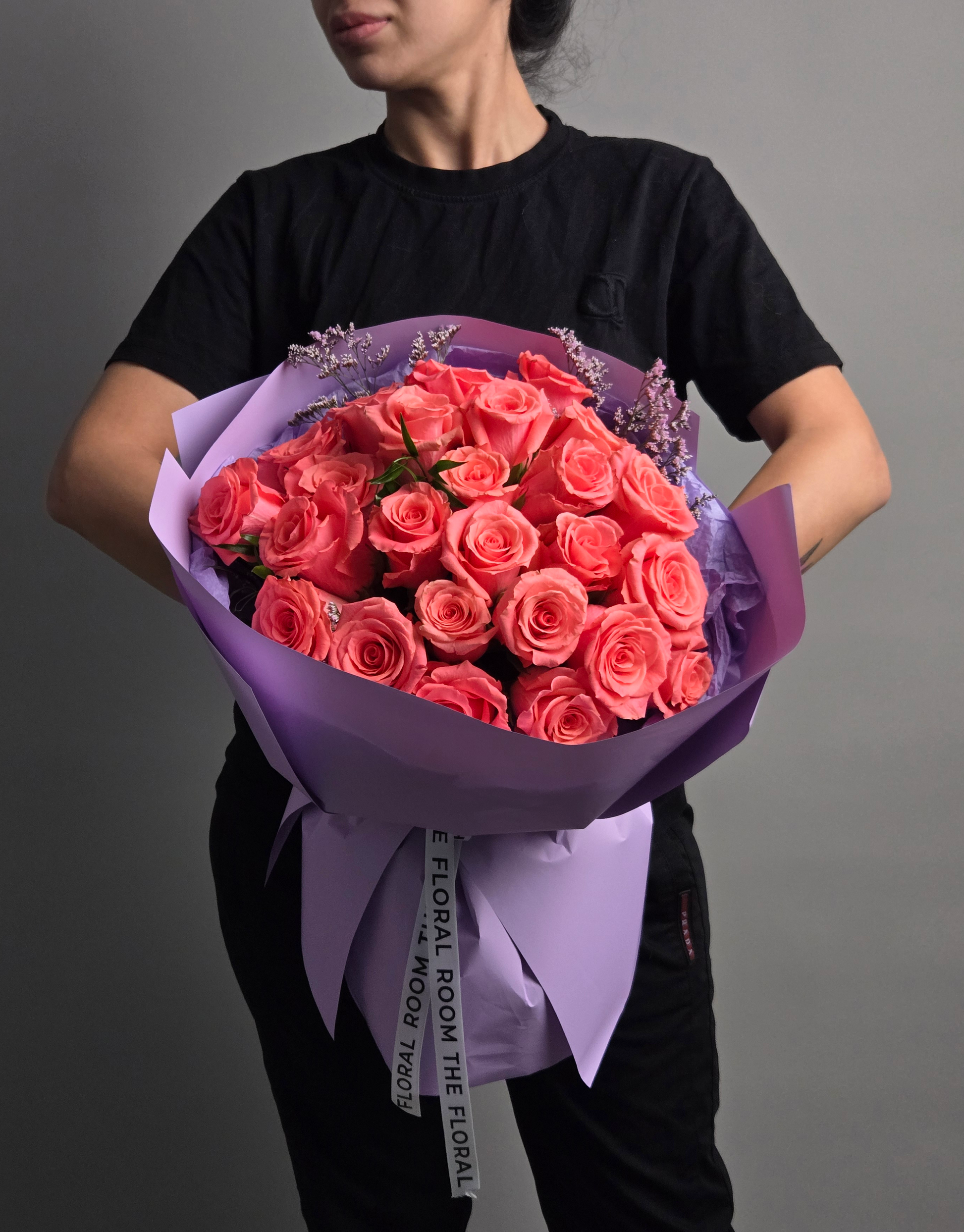 Roses. Round - Coral